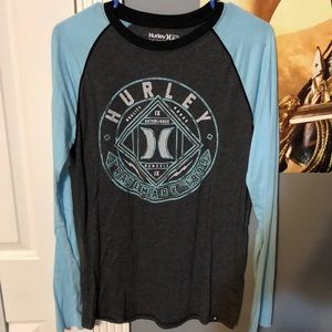 Long sleeve tee